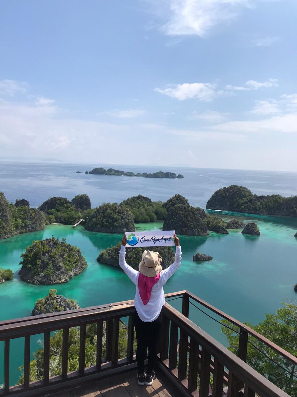 Paket Liburan One Day Tour, Wisata Raja Ampat