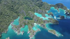 Paket Liburan One Day Tour, Wisata Raja Ampat