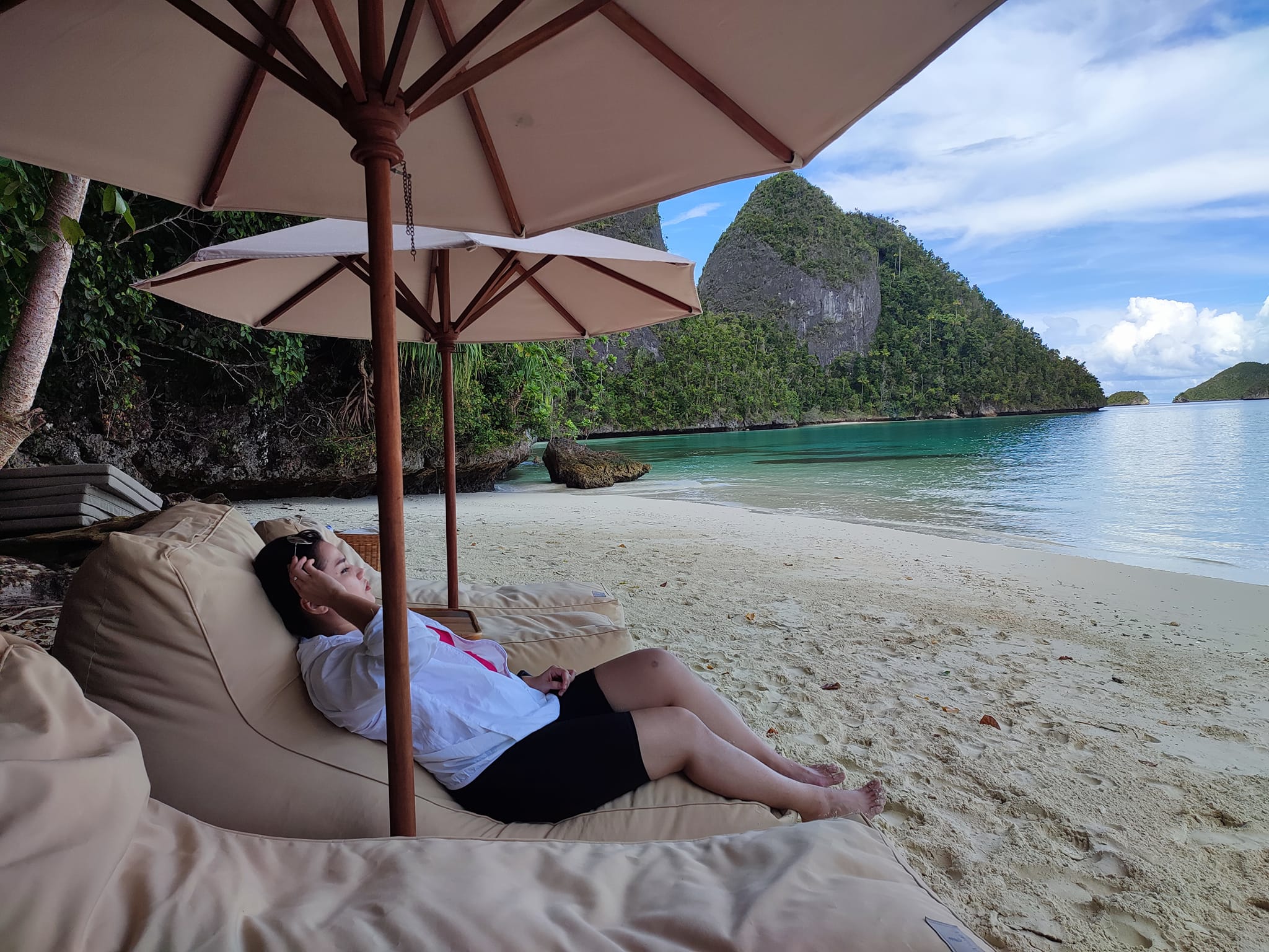 Liburan hemat start Sorong! Paket tour Raja Ampat 7 hari dengan harga terjangkau. Kunjungi Piaynemo dan Wayag. Pesan sekarang!