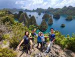 Paket tour 6 hari 5 malam Raja Ampat petualangan Cocok untuk petualang yang ingin menjelajahi keindahan alam & bawah laut.