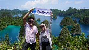 Paket Wisata Raja Ampat 5 Hari 4 Malam