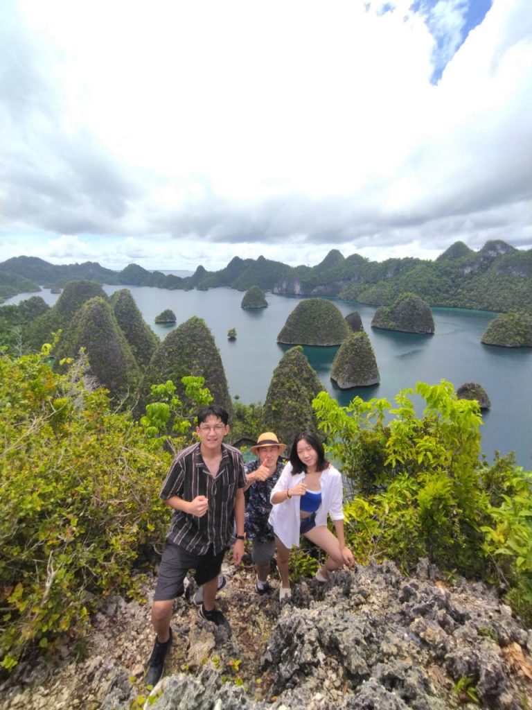 Paket Wisata Raja Ampat 5 Hari 4 Malam