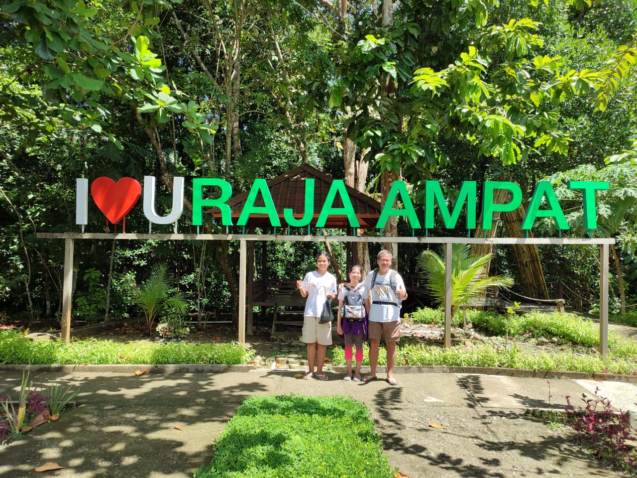 5 Alasan Memilih Tour Raja Ampat 1 Hari