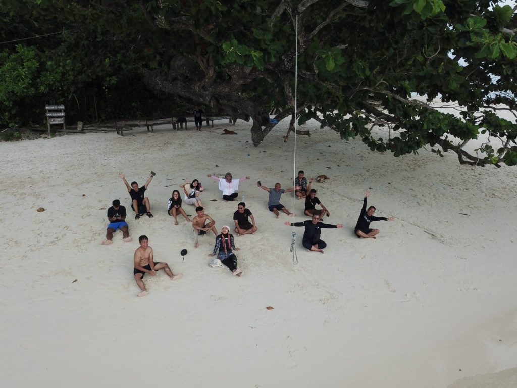 paket tour wisata raja ampat papua trip 1 hari 2 3 4 5 malam paling terpercaya harga biaya wayag peiynemo misool (51)