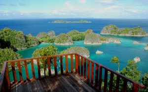 paket tour wisata 5 hari 4 malam trip raja ampat