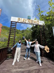 Tour Travel Paket Wisata Raja Ampat by Oasis 1 Hari One Day 2 3 4 5 Piaynemo Wayag Misool Tour Travel Paket Wisata Raja Ampat by Oasis 1 Hari One Day 2 3 4 5 Piaynemo Wayag Misool