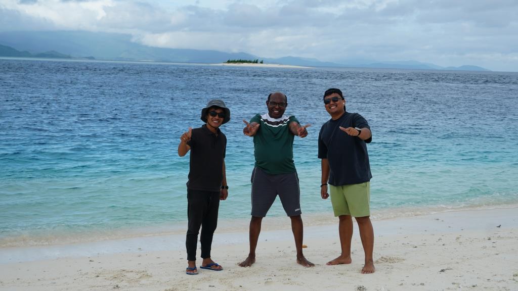 Paket Tour Raja Ampat One Day Trip Piaynemo (5)