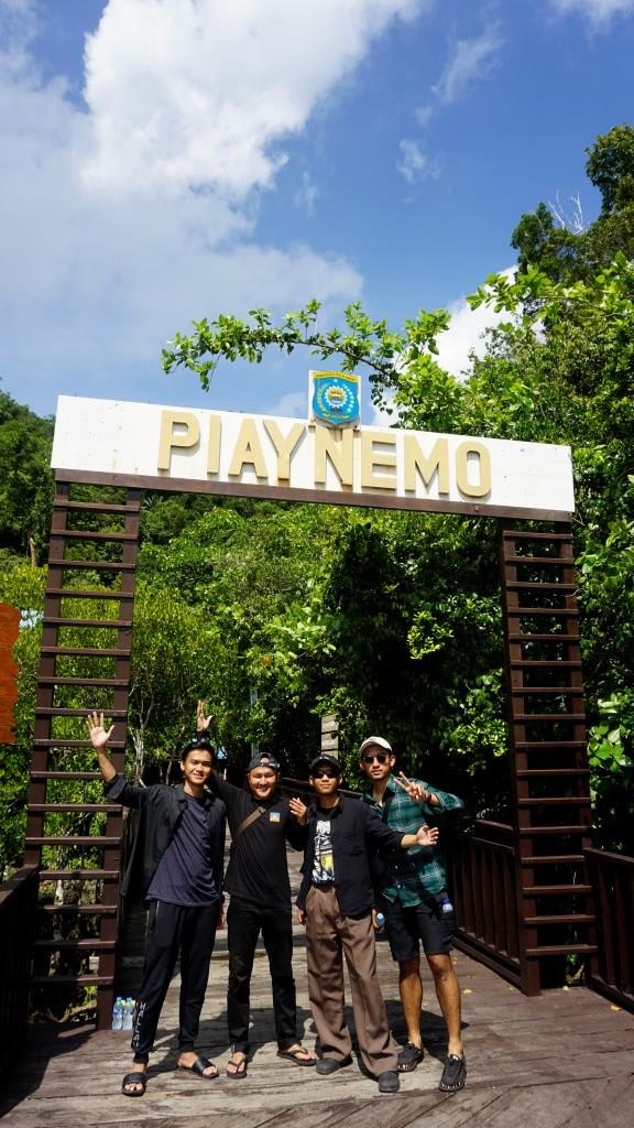 Paket Wisata Raja Ampat Piaynemo Telaga Bintang Trip 1 Hari Start Sorong dan Waisai Terpercaya (4)