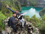 Paket tour 4 hari 3 malam Raja Ampat Waisai. Liburan di Waisai.