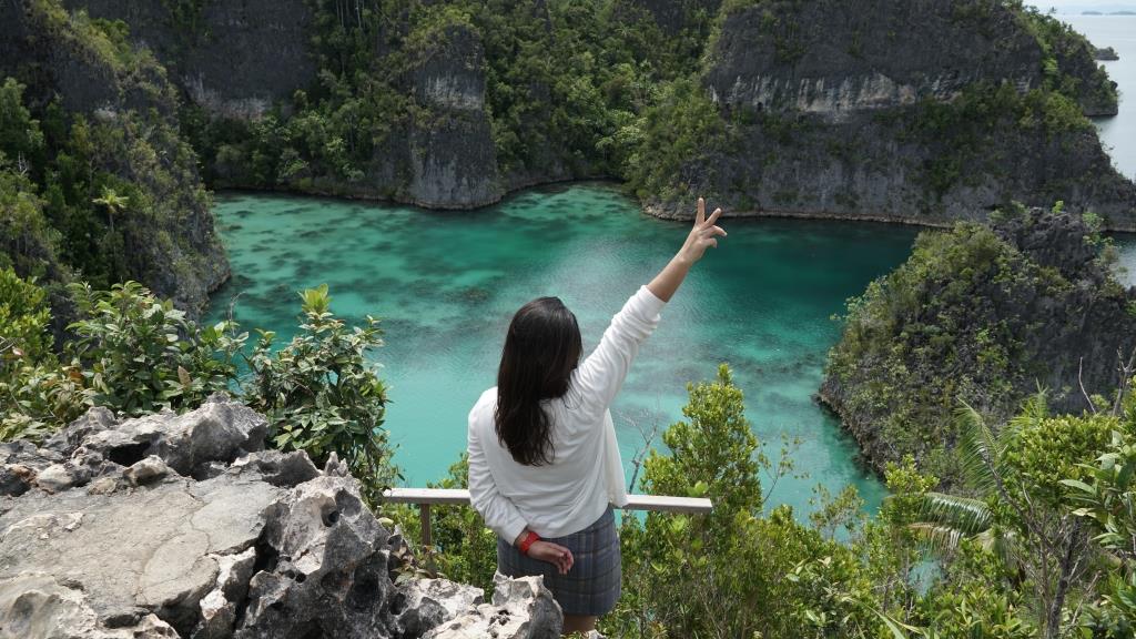 Paket Tour Raja Ampat 7 Hari Memanjakan