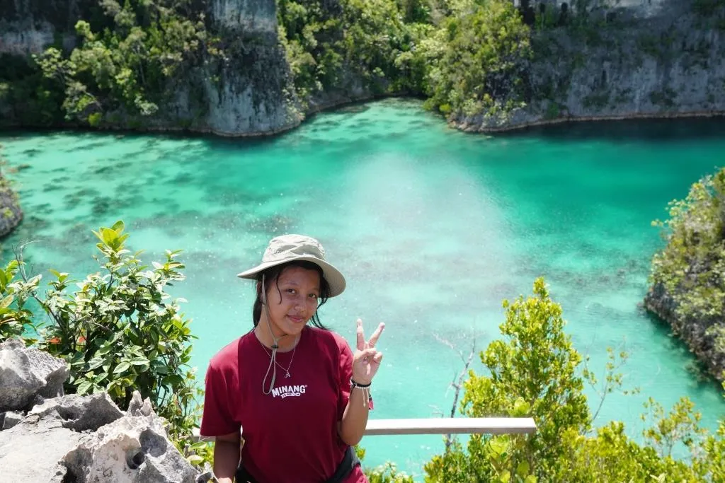 Paket Tour Wisata Raja Ampat Papua Piaynemo Wayag Misool 1 Hari One Day Trip Sehari 2 3 4 5 6 7 Malam start sorong jakarta surabaya bali terbaru by inayah (234)