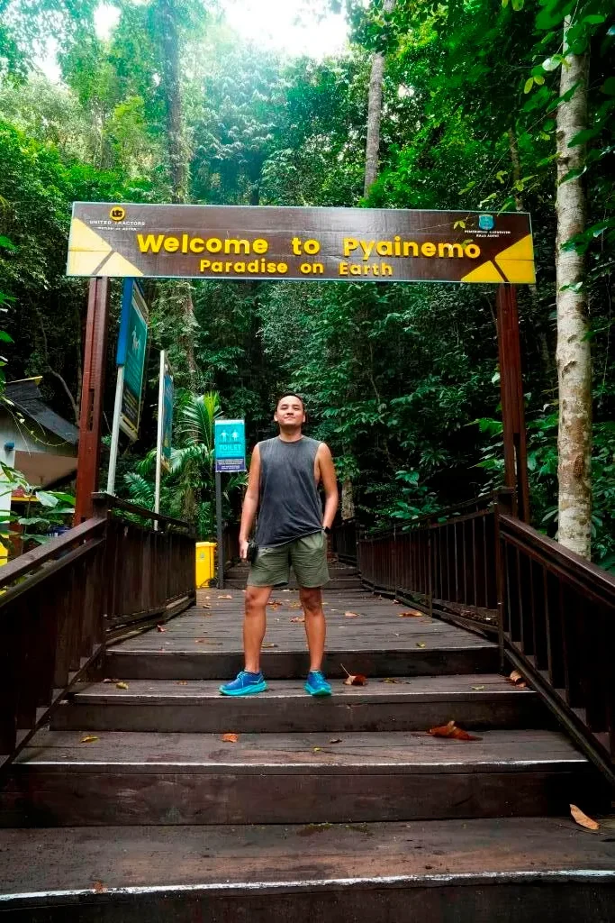 Paket tour 3 hari 2 malam Raja Ampat honeymoon istimewa. Momen romantis yang tak terlupakan. Paket privat dengan fasilitas premium.