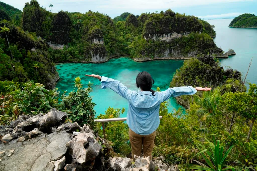 Paket Tour 4 Hari 3 Malam Raja Ampat Waisai