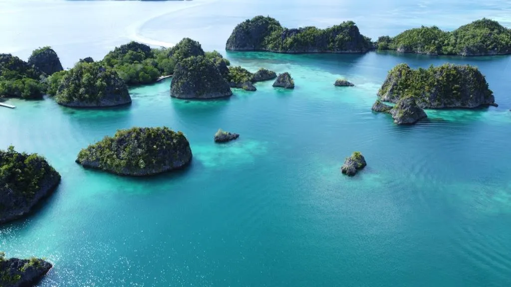 Paket tour 2 hari liburan Raja Ampat dari Bali
